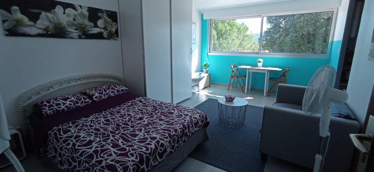 Coquet studio-Vaison la Romaine Extérieur photo